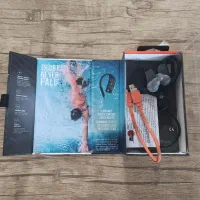 هندزفری بلوتوث JBL ضد آب و حافظ داخلی