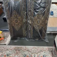 پشتی نو هنوز از پلاستیک در نیومده