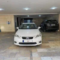 لکسوس ct200h