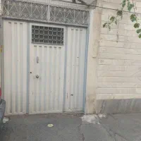حیاط دربست نقلی تقاطع 17شهریور وقطران کوی موسایی