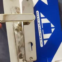 دستگیره درب سوییچی دلتا کد۱۲۱ نو اکبند