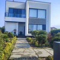 رهن کامل خونه ویلایی در مجاورت پارک