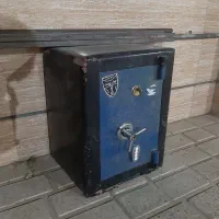 گاو صندوق ابعاد ۵۰در ۵۰ در ۷۰