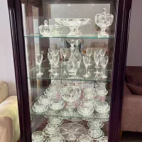 ویترین تمام چوب در حد نو