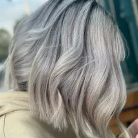 تخفیف آخر سال خدمات رنگ ‌و لایت مو سالن گل رخ