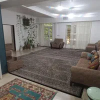 اجاره روزانه ویلا خانه باغ بزنجان بافت