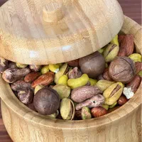 برنج خشکبار  ادویه و آجیل شاهان