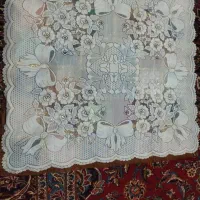 رومیزی سنتی سوزن دوزی ۴۰ تیکه هندی|کلکسیون اشیاء عتیقه|شاهین‌شهر, شهرک گلدیس|دیوار