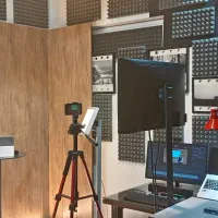 جذب کاراموز مجری گری به شرط استخدام