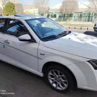 دنا پلاس توربو 6 دنده مدل1402 دنده دستی در حد صفر