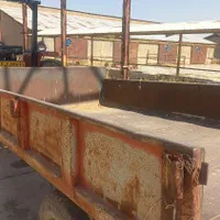 تریلی دو چرخ  ۶۵ و سم پاش موتور ایتالیای۴۰|ماشین‌آلات صنعتی|بلوک, |دیوار