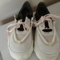 کفش وارداتی