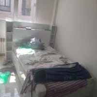 تخت تمام چوبی در حد نو