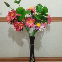 گل وگلدان