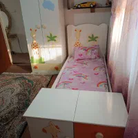 تختخواب و کمد