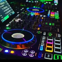 علی دیجی خواننده زنده Dj