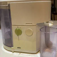 دستگاه غذاساز  و ابمیوه گیری مارک براوون اصل