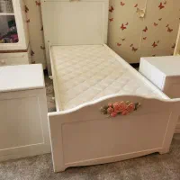 تخت نوزاد نوجوان ساحل چوب