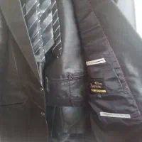 دودست کت وشلوار