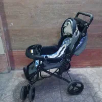 لباس و وسایل بچه کالاسکه|اسباب و اثاث بچه|تویسرکان, |دیوار