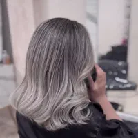 رنگ ولایت تخصصی|خدمات آرایشگری و زیبایی|خوی, |دیوار