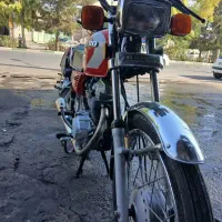 موتور رهرو|موتورسیکلت|قم, قلعه کامکار|دیوار