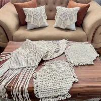 رانر و کوسن مکرومه