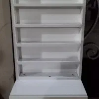 استند لاک و لوازم ارایش