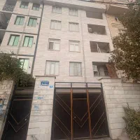 ۷۸ متر / ۲ خواب / پارکینگ درحد اختصاصی / تختی