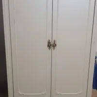 کمد دو درب MDF سفید با دو کشو و طراحی مدرن