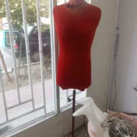 فروش وسایل مغازه لباس فروشی|فروشگاه و مغازه|خمینی‌شهر, |دیوار