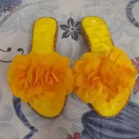 دمپایی رو فروشی