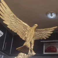 عقاب پایه سنگی برنز