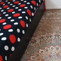 تخت یک نفره چوبی سالم
