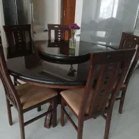 میز نهارخوری گردان
