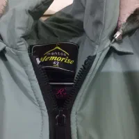 کاپشن|لباس|مشهد, حضرت حجت|دیوار