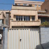 خانه-130-متر-سه-طبقه-مدنی