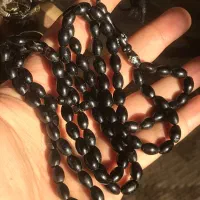 تسبیح کهنه و قدیمی یسر حجازی