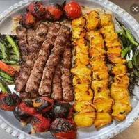 نیروی خانم ساندویچ پیچ