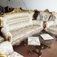 یک دست مبل سلطنتی