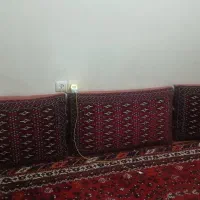 سه عدد پشتی در حد نو