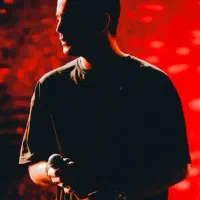 بایط کنسرت محسن یگانه ردیف جلو