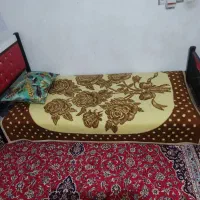 تخت یکنفره بهمراه تشک