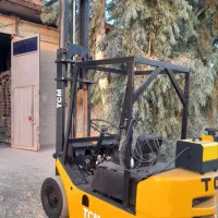 لیفتراک ۲ تن تی سی ام ژاپن موتور ایسوزو دیزل
