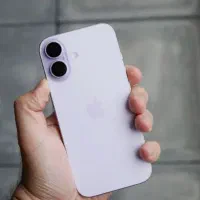 ایفون ۱۶ ۱۲۸گیک سفید