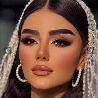 میکاپ شنیون در با متریال برند فقط و فقط۴۰۰