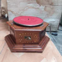 گرامافون قدیمی