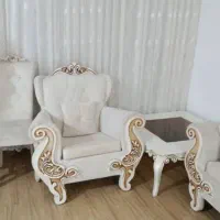 یک دست مبل در حد و تخت خواب و میز ارایش سالم|مبلمان خانگی و میز عسلی|رشت, آب و برق|دیوار