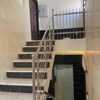 فروش آپارتمان حیاط دارموقعیت اداری روبروی مترو