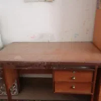 میز تحریر چوبی